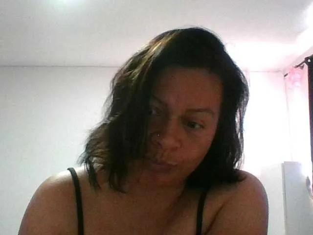 adri007 on BongaCams