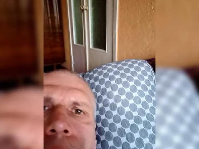 Aleksa26 on BongaCams