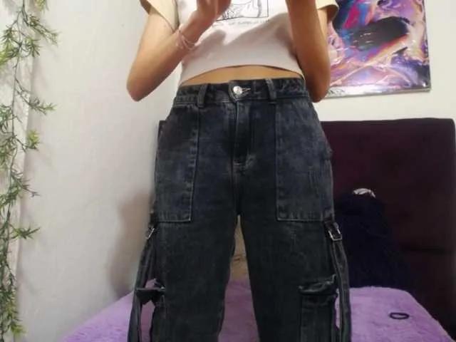 anniejhonsson on BongaCams 