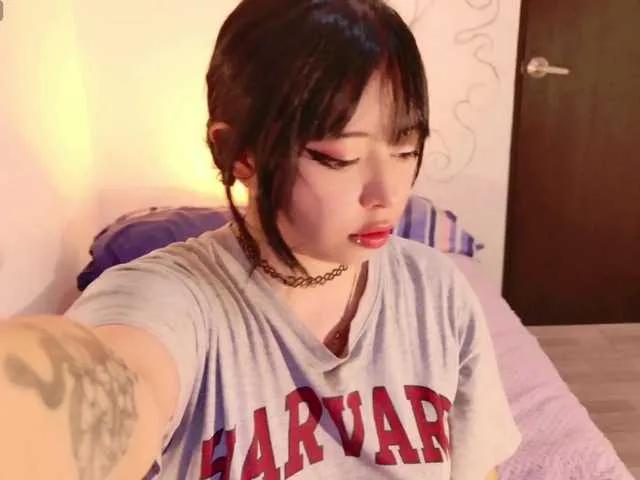 arieyaraa on BongaCams