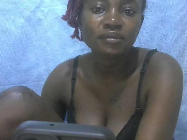 ARYACOCO3 on BongaCams