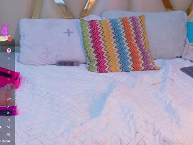 Beautifulskinny18 on BongaCams