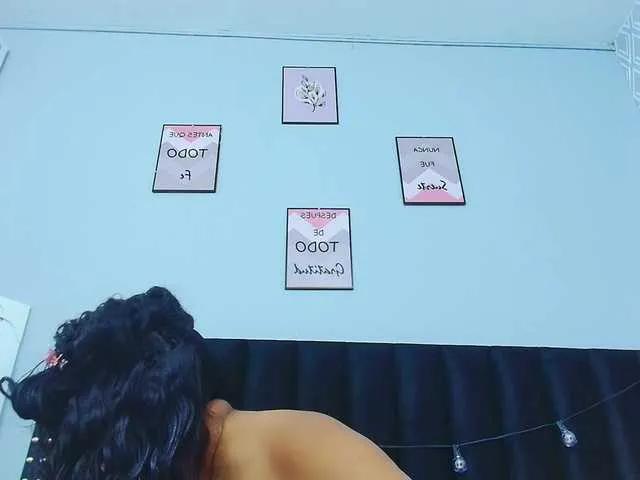 colombiamommy on BongaCams 