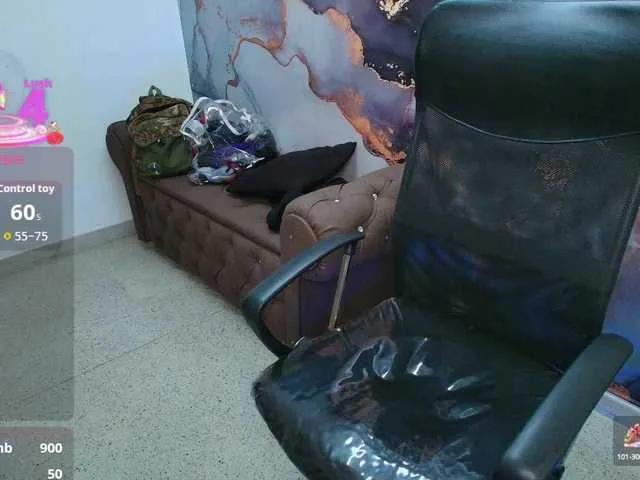 DanaaRey on BongaCams
