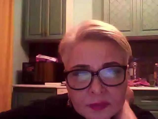 Dominiana123 on BongaCams