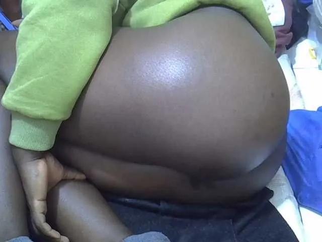 Ebonyliliana on BongaCams