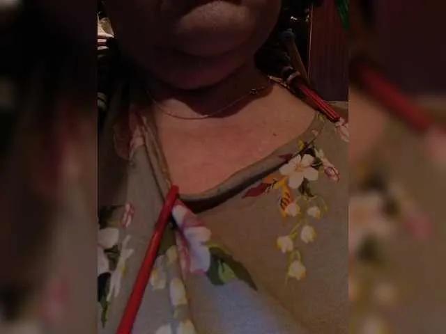EmpressLady on BongaCams