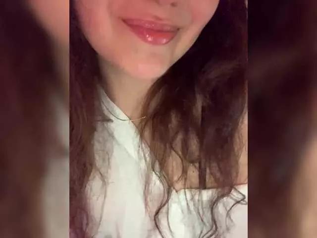 FeeBee on BongaCams 