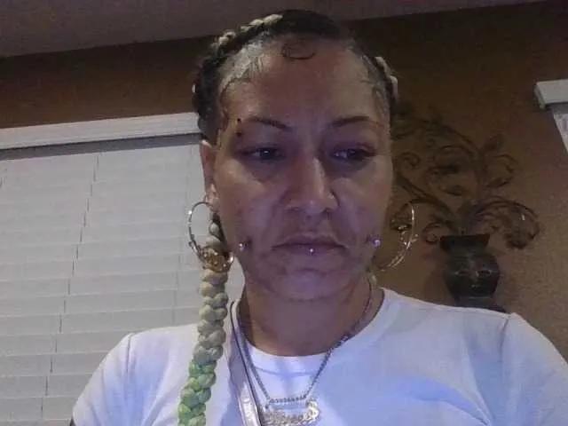 Flossee on BongaCams