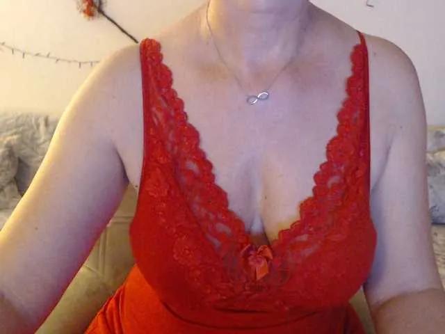 goodSnowQueen on BongaCams 