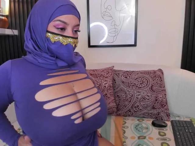 hana-falak on BongaCams