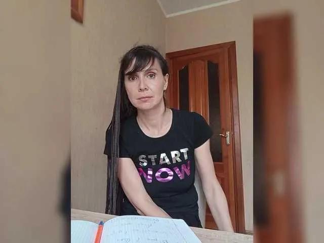 Hellenalonenochka on BongaCams