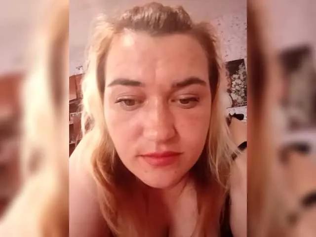 HollyLaBerry on BongaCams 