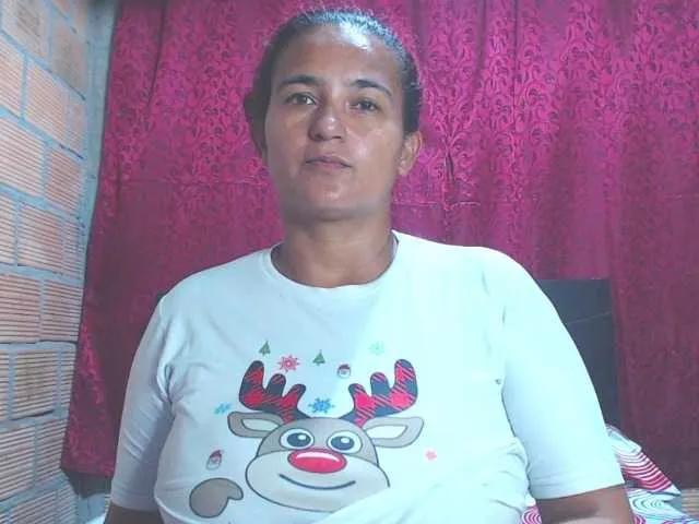 isabellegree on BongaCams