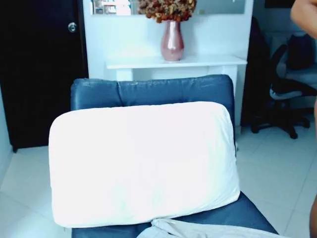 julietjohnson on BongaCams