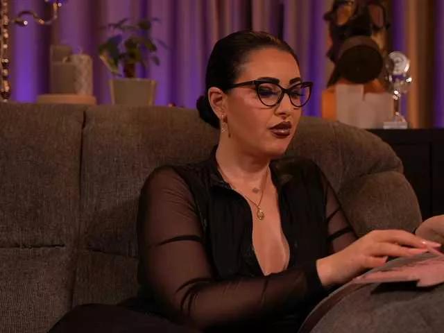 KellyKent on BongaCams 
