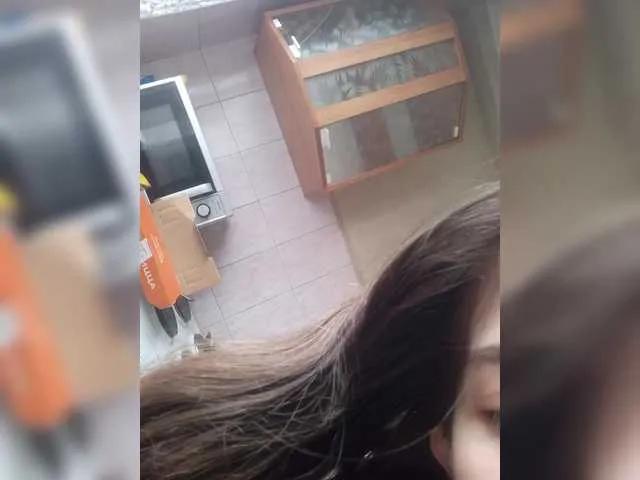Kissa-is-klassa-a on BongaCams 