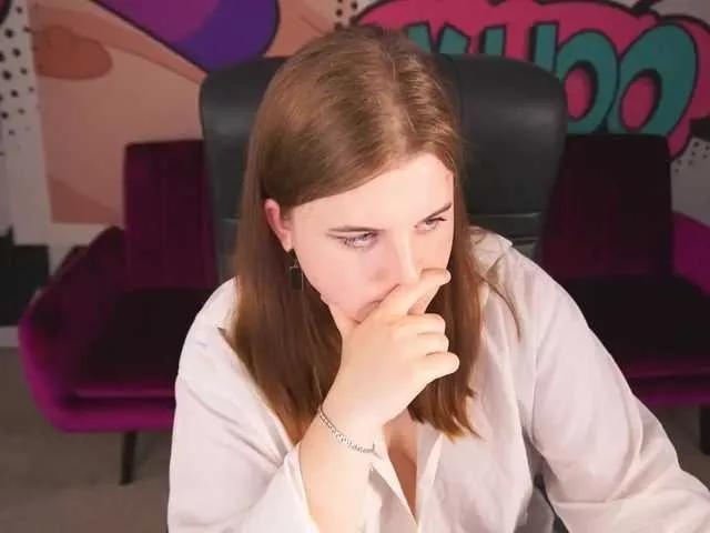 KristiMoons on BongaCams