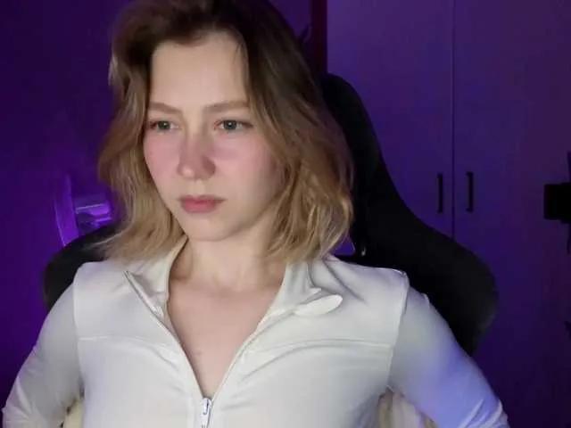 KUQOSA on BongaCams