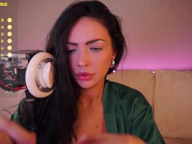 LADYCharmer on BongaCams