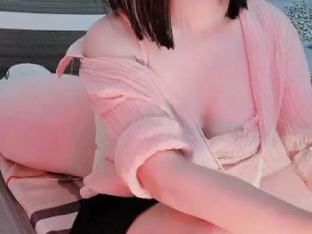 Lee-haeri on BongaCams 