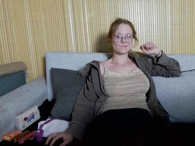LeniFuchs on BongaCams