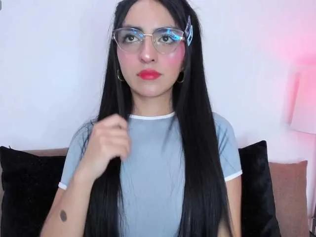 LennaBlair on BongaCams
