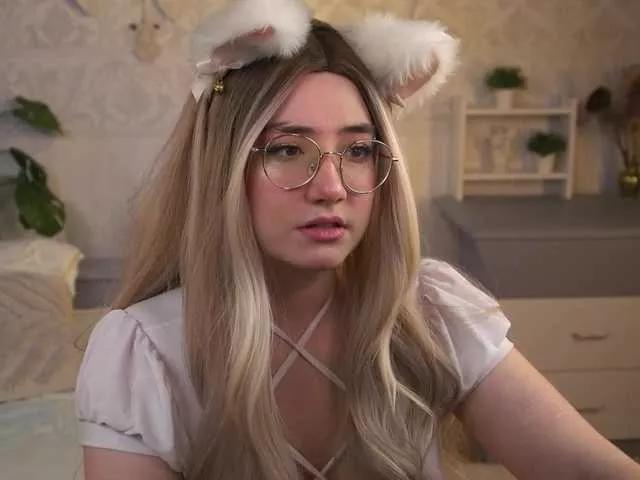 lili-meow on BongaCams 