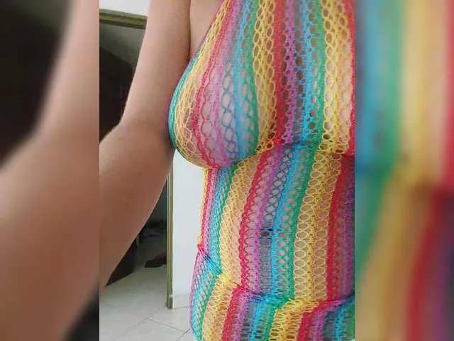 LindaLunaa on BongaCams