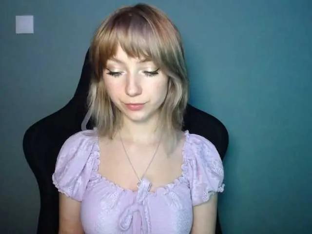 LuciaLovely on BongaCams
