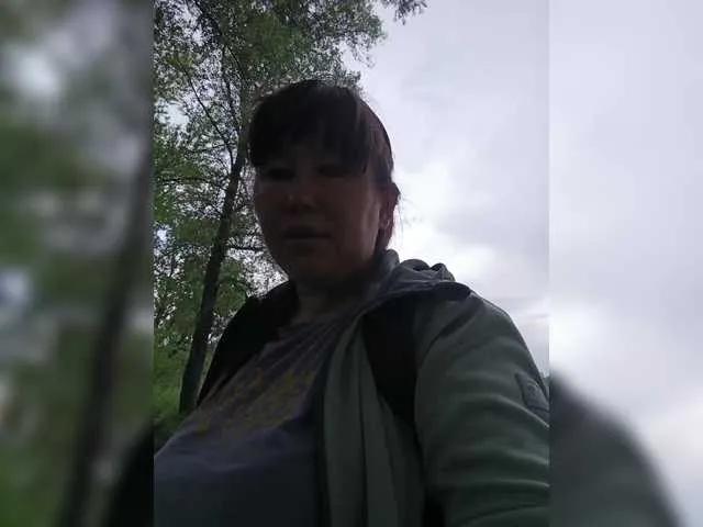 Luu-Lii77 on BongaCams 
