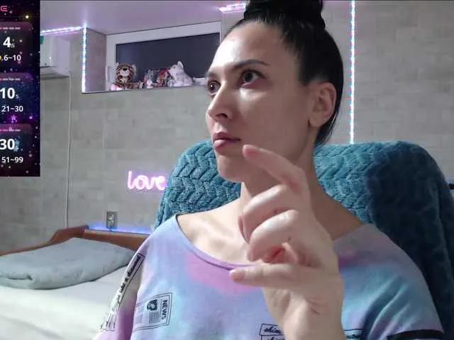 Marina4Love on BongaCams