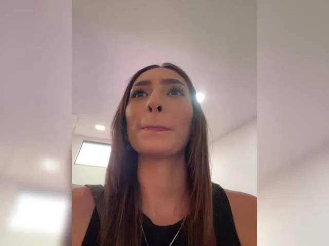 Megan-Holly on BongaCams