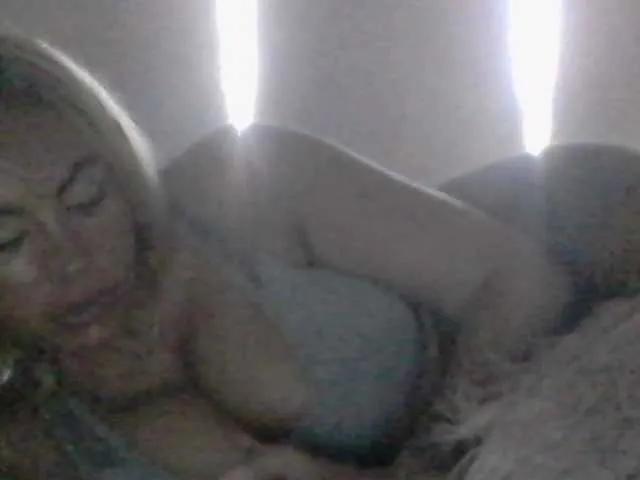 Millisa13 on BongaCams 