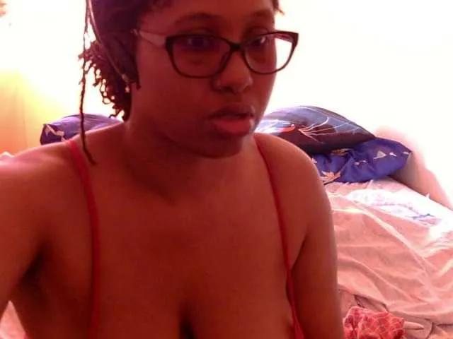 MystDarkk on BongaCams