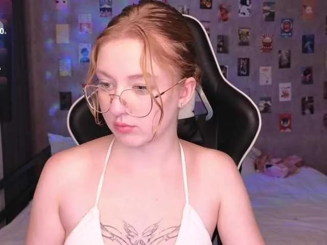 NicoleEniston on BongaCams