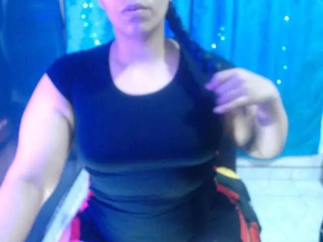 Pussyhairy13 on BongaCams 