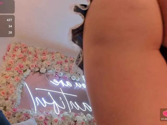 RebeccaHudson on BongaCams 