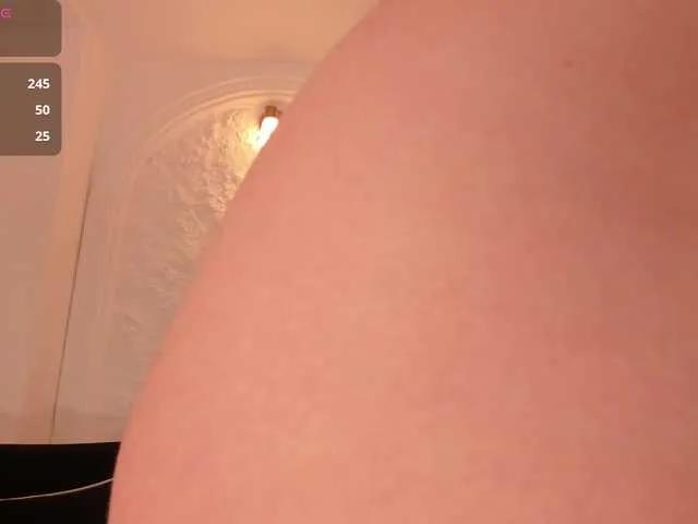 RebeccaHudson on BongaCams