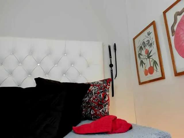 sarah-temptation on BongaCams 