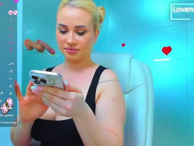 sassyqueen on BongaCams 