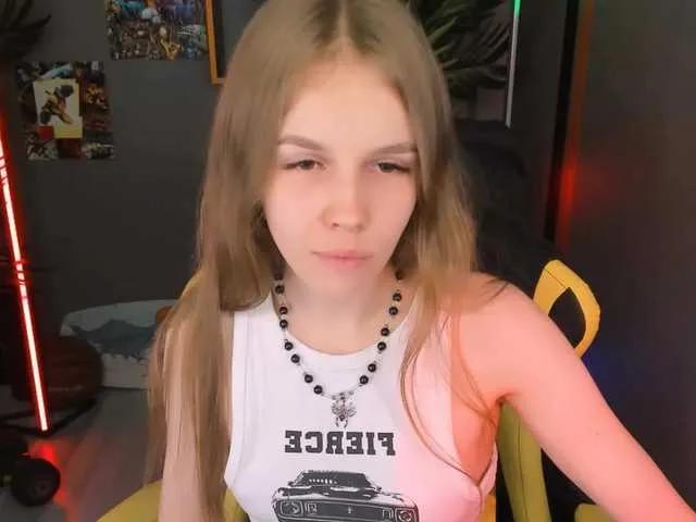 SelenHellsWeet on BongaCams 