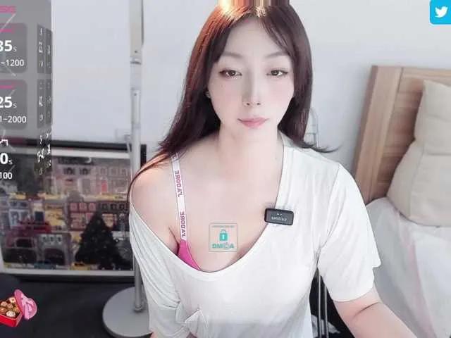 Sweet-Q on BongaCams 