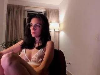 mararusche from CamSoda
