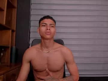 adam_piarse from Chaturbate