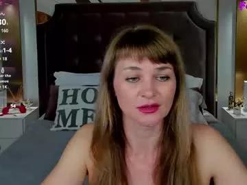 annasimonsj on Chaturbate 
