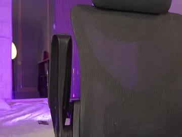 cleeoadams_ on Chaturbate