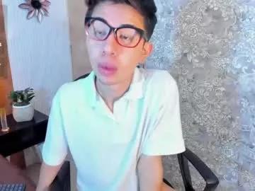 dads_rider from Chaturbate