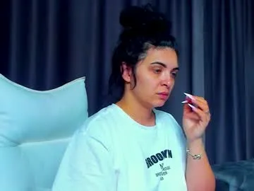 devashaqueen on Chaturbate