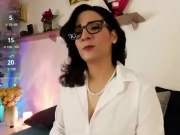 elliee1 on Chaturbate 